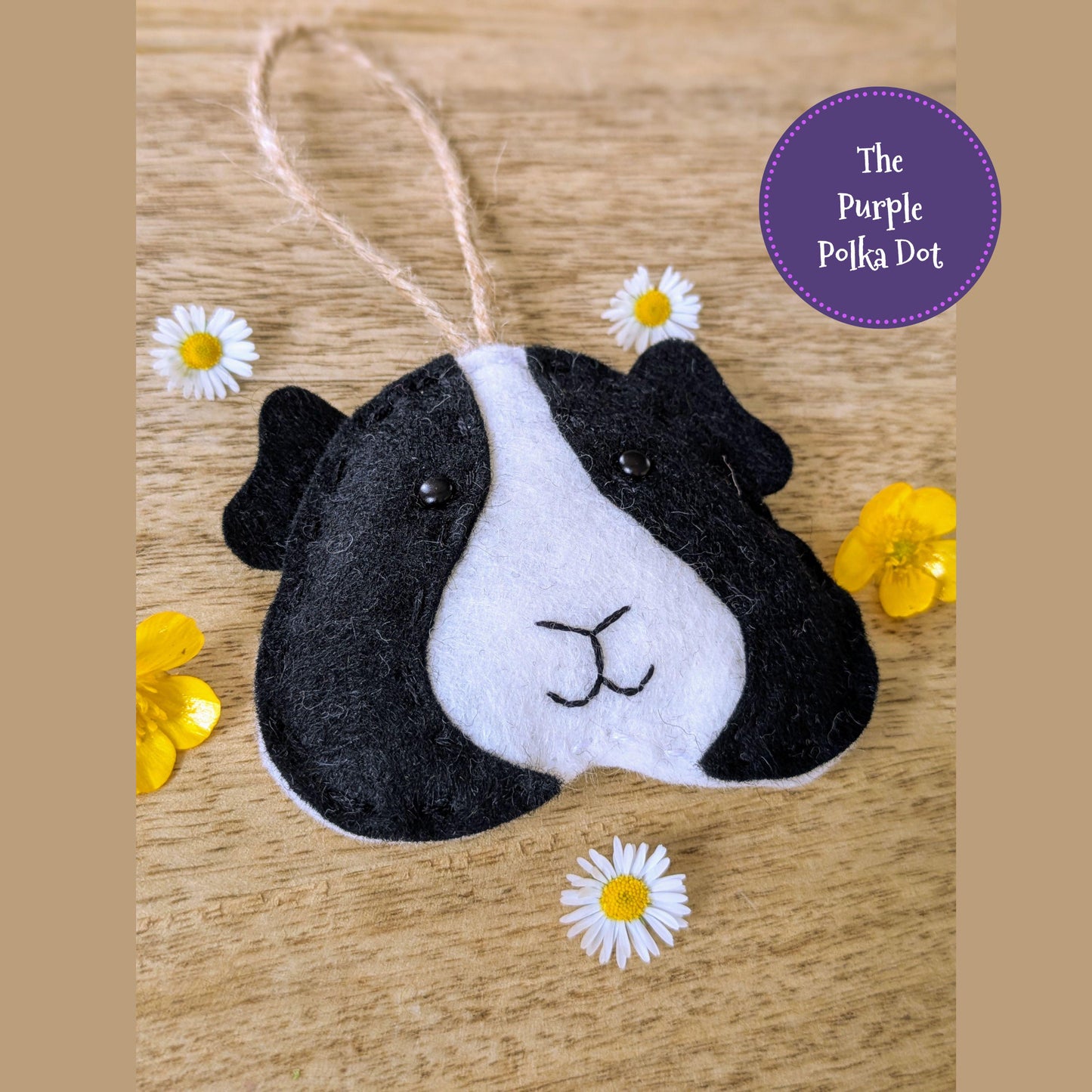 Handmade colourful felt guinea pig hanging ornament, wheek wheek cavy card, cute wool blend piggy decor, unique gift for guinea pig lover