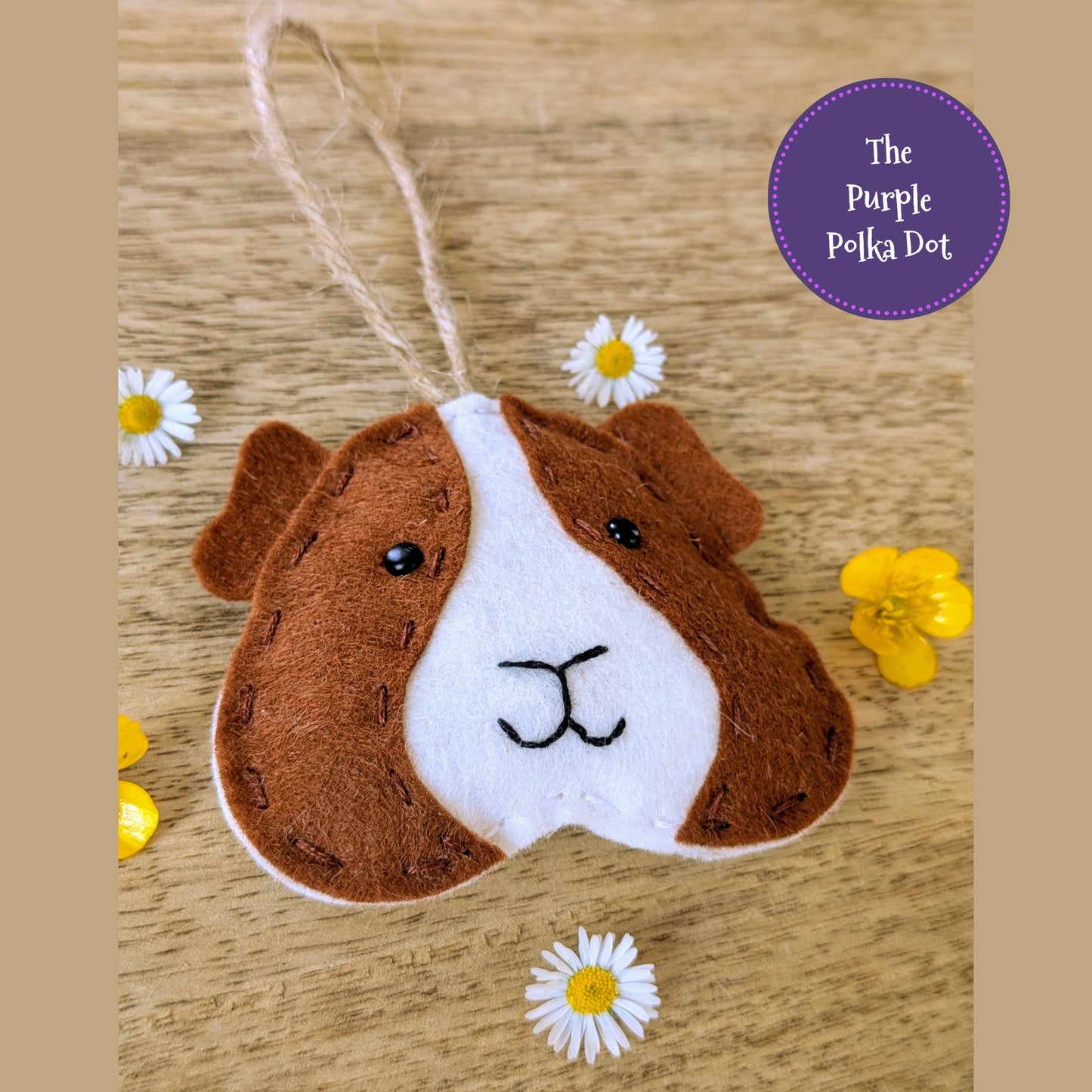Handmade colourful felt guinea pig hanging ornament, wheek wheek cavy card, cute wool blend piggy decor, unique gift for guinea pig lover