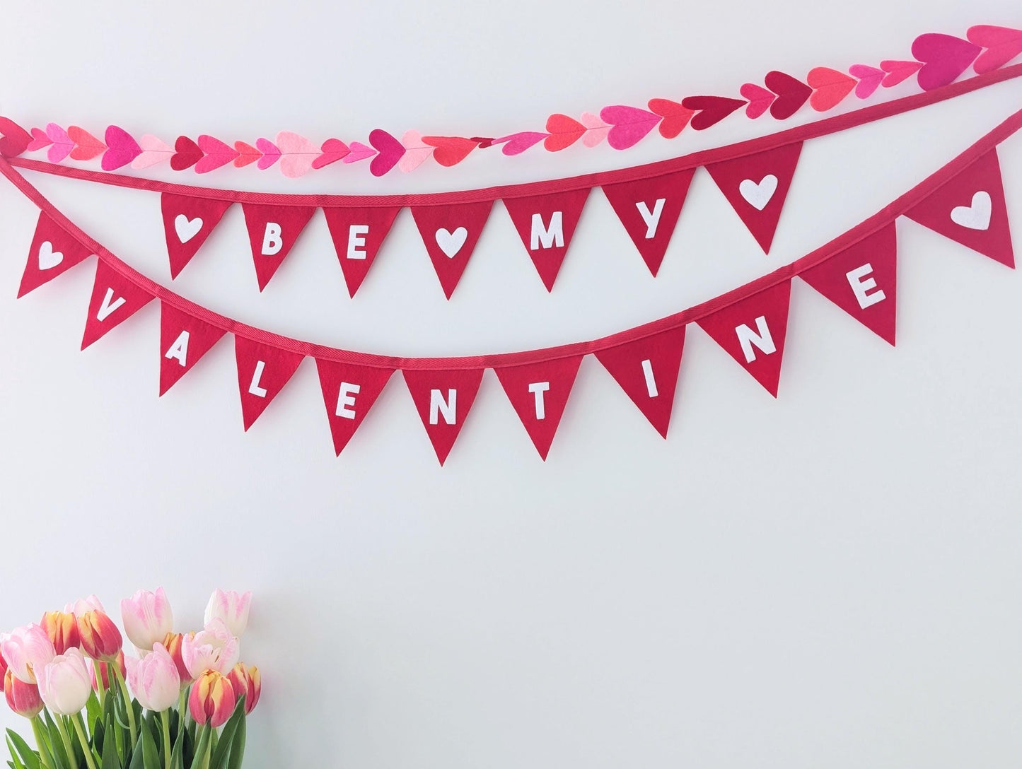 Felt Valentine's Day bunting: Be My Valentine banner in red