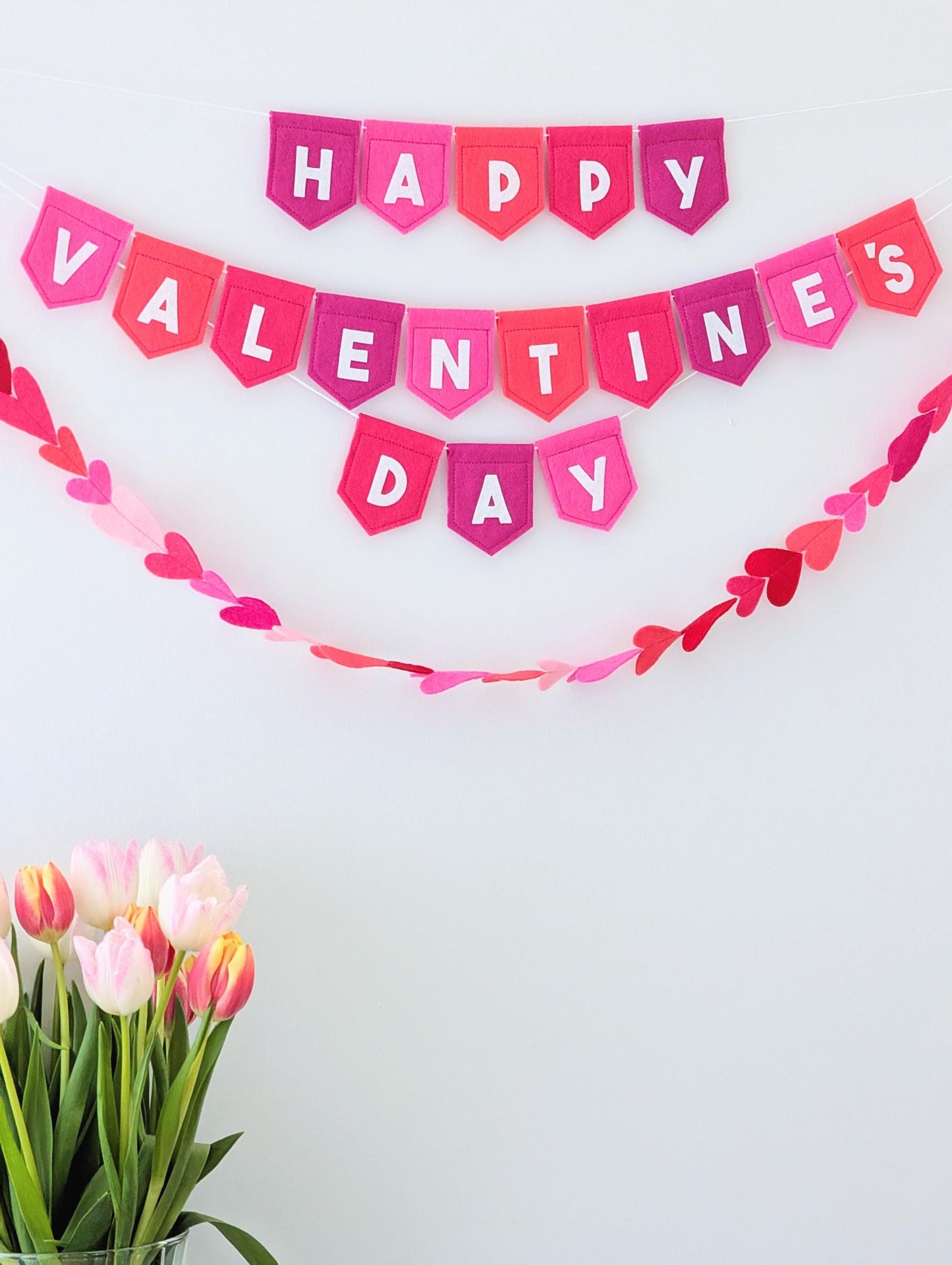 Felt Valentine's Day Banner: Handmade Pink and white bunting