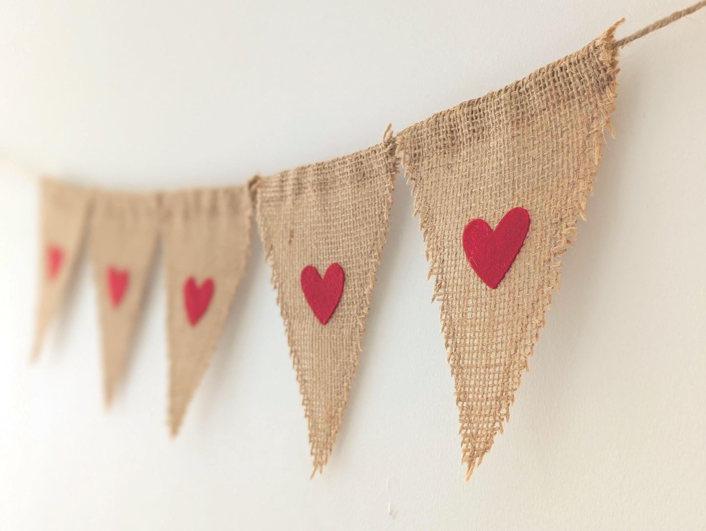 Hessian bunting with felt hearts: rustic burlap banner