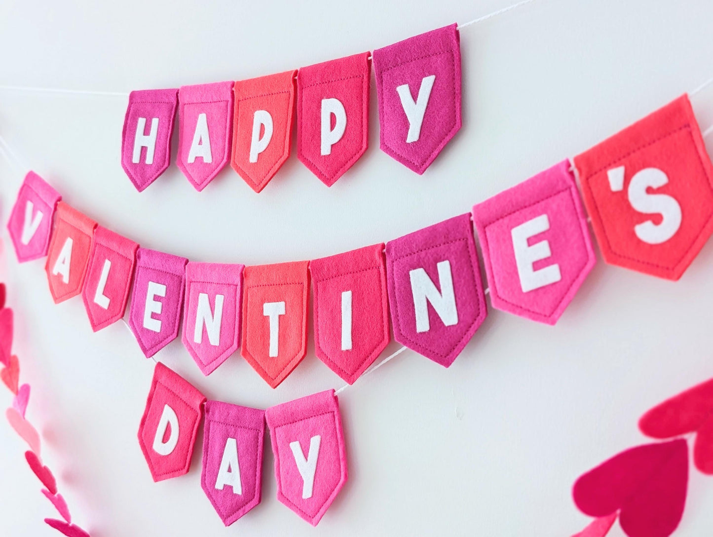 Felt Valentine's Day Banner: Handmade Pink and white bunting