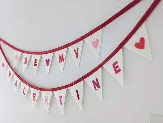 Felt Valentine's Day bunting: Be My Valentine banner in pink and red
