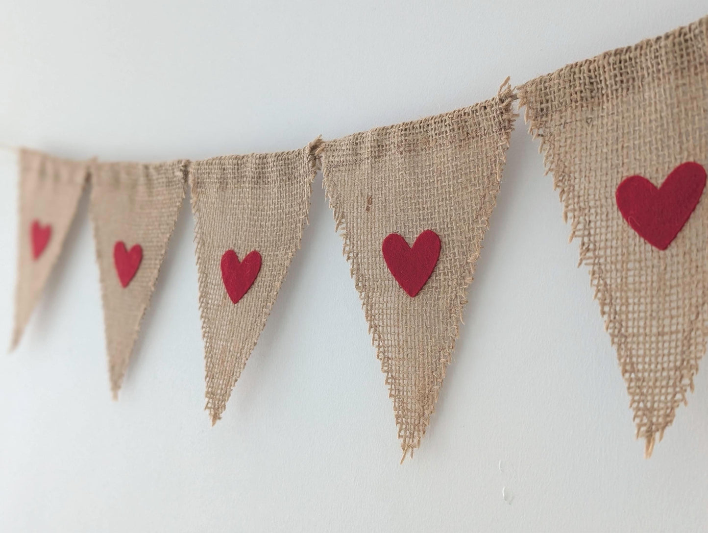 Hessian bunting with felt hearts: rustic burlap banner