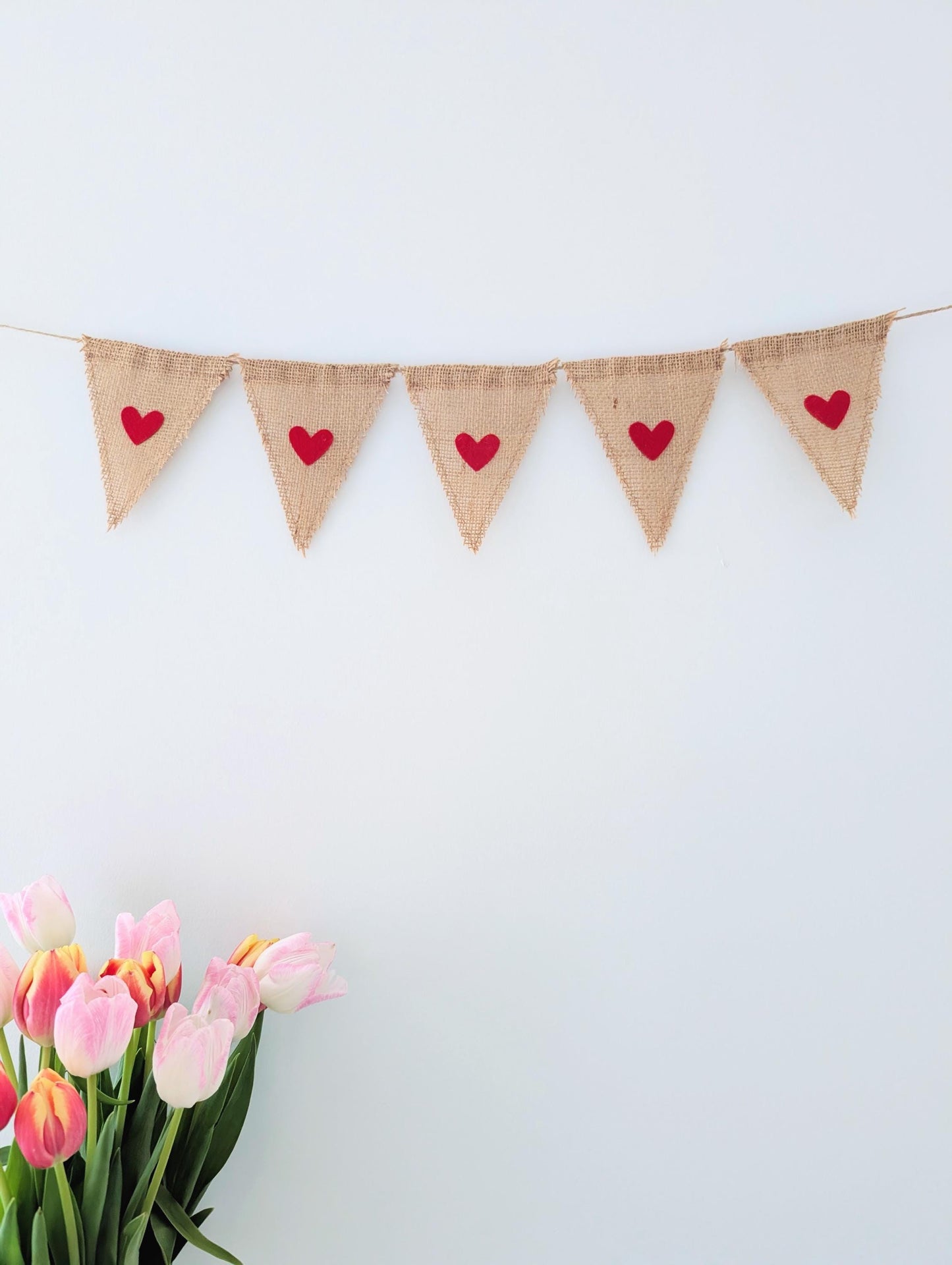 Hessian bunting with felt hearts: rustic burlap banner