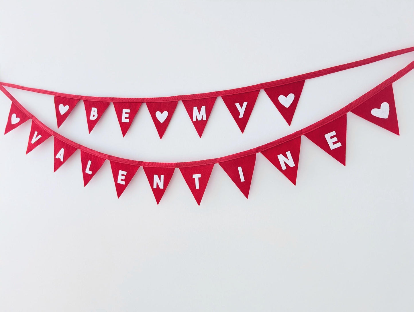 Felt Valentine's Day bunting: Be My Valentine banner in red