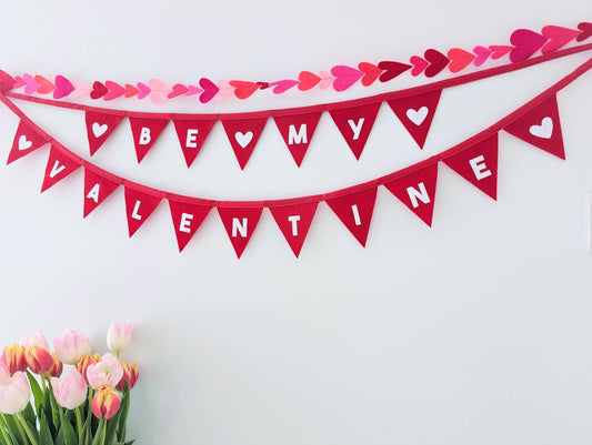 Felt Valentine's Day bunting: Be My Valentine banner in red