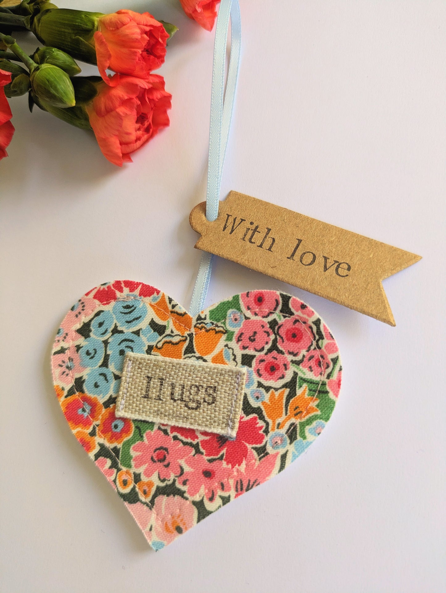 'Hugs Hanging Heart Decoration with Plantable Wildflower Seed Backing Card - Multi Floral