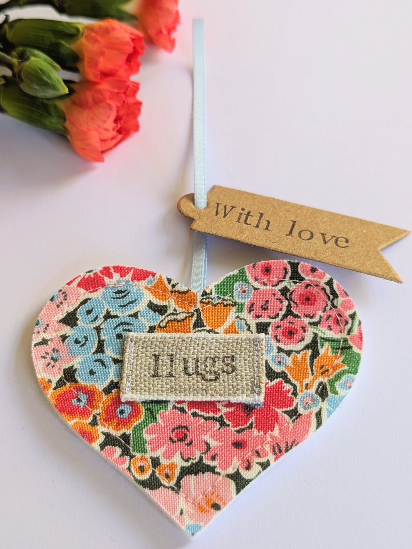 'Hugs Hanging Heart Decoration with Plantable Wildflower Seed Backing Card - Multi Floral