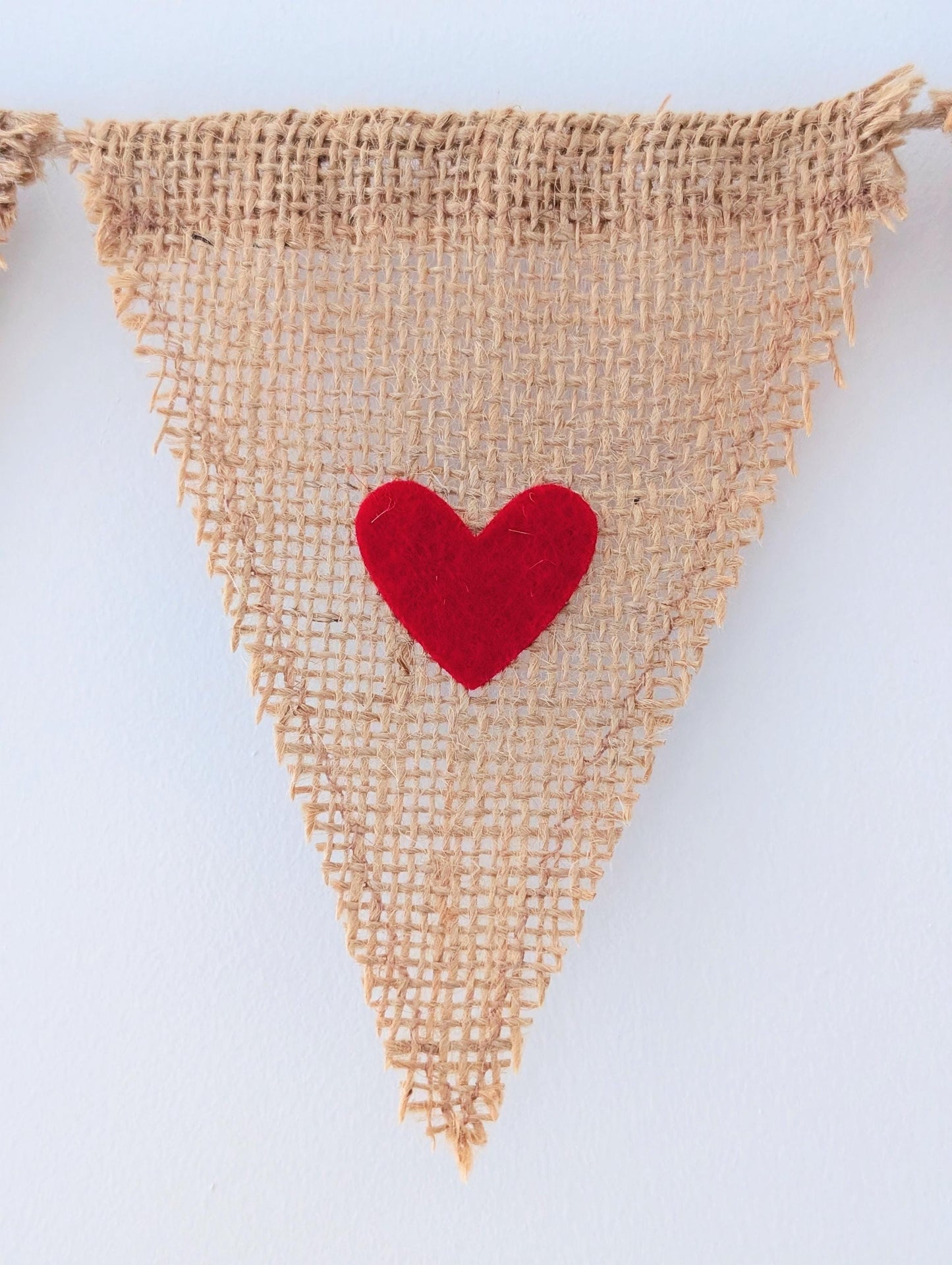 Hessian bunting with felt hearts: rustic burlap banner