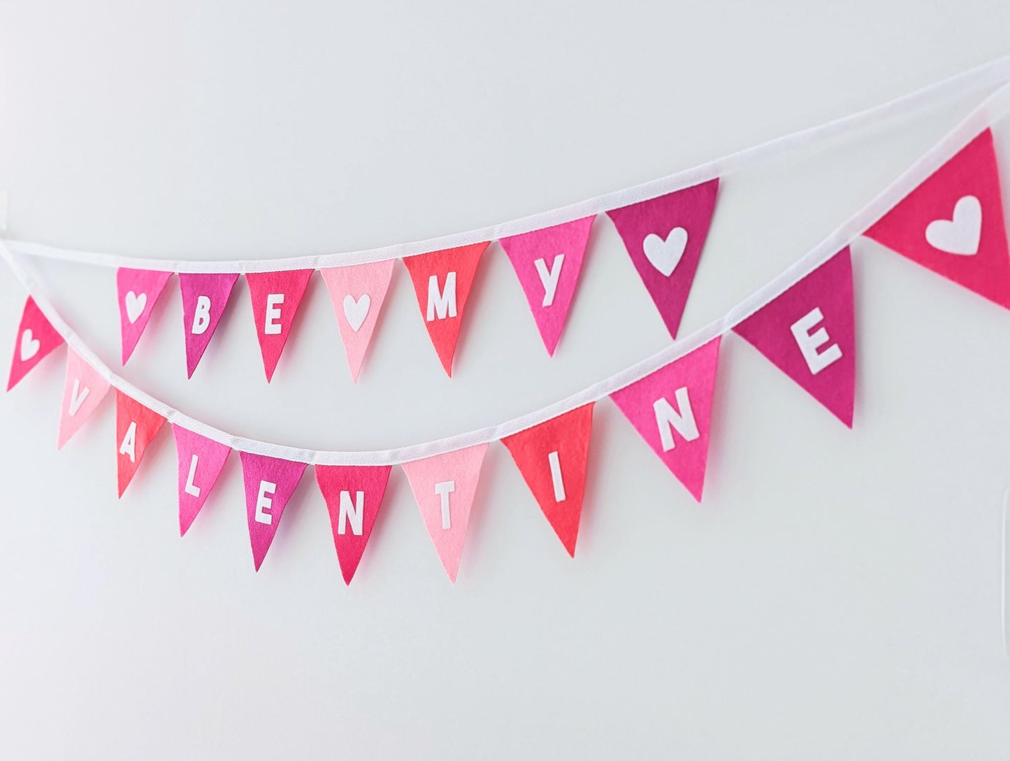 Felt Valentine's Day bunting: Be My Valentine banner in mixed pinks