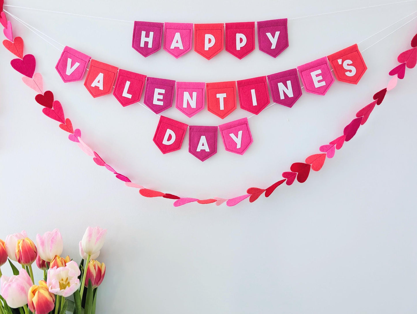 Felt Valentine's Day Banner: Handmade Pink and white bunting